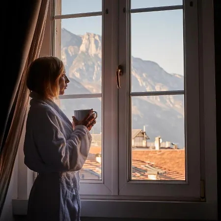 Lainez & Отель Тренто