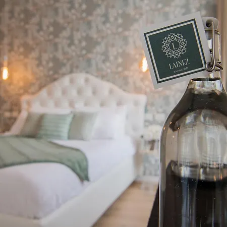 Lainez & Hotel