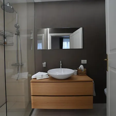 Lainez & Hotel